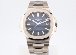 Patek Philippe Nautilus 5811/1G-001 (2022) - Blue dial 41 mm White Gold case
