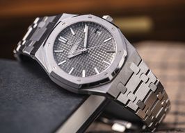 Audemars Piguet Royal Oak Selfwinding 15500ST.OO.1220ST.02 -