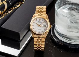 Rolex Datejust 36 16018 (1979) - Silver dial 36 mm Yellow Gold case