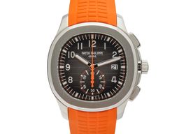 Patek Philippe Aquanaut 5968A-001 (2019) - Black dial 42 mm Steel case