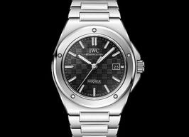 IWC Ingenieur Automatic IW328901 (2024) - Zwart wijzerplaat 40mm Staal