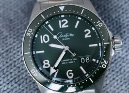 Glashütte Original SeaQ Panorama Date 1-36-13-07-83-70 (2022) - Green dial 43 mm Steel case