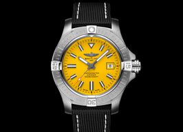 Breitling Avenger Seawolf A17319101I1X1 (2022) - Yellow dial 45 mm Steel case