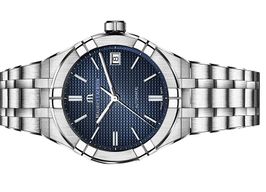 Maurice Lacroix Aikon AI6007-SS002-430-1 (2022) - Blauw wijzerplaat 39mm Staal