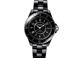 Chanel J12 H5696 (2022) - Black dial 33 mm Ceramic case