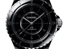 Chanel J12 H6185 (2022) - Black dial 38 mm Ceramic case