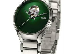 Rado True R27108312 (2022) - Green dial 40 mm Ceramic case