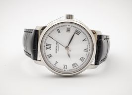 Montblanc Tradition 124782 (2021) - White dial 32 mm Steel case