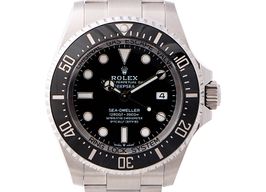 Rolex Sea-Dweller Deepsea 136660 (2023) - Zwart wijzerplaat 44mm Staal