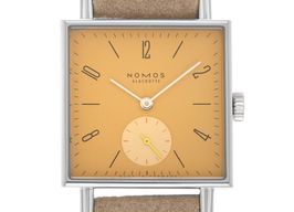 NOMOS Tetra 437 -