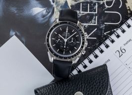 Omega Speedmaster Professional Moonwatch 310.32.42.50.01.002 (Unknown (random serial)) - Black dial 42 mm Steel case