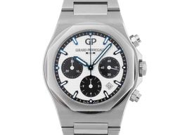 Girard-Perregaux Laureato 81020-11-131-11A (2024) - White dial 43 mm Steel case