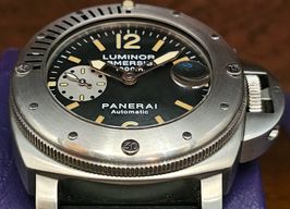 Panerai Luminor Submersible PAM00064 (2000) - Black dial 44 mm Steel case