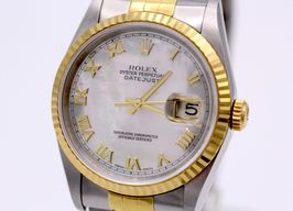 Rolex Datejust 36 16233 (1994) - Pearl dial 36 mm Gold/Steel case