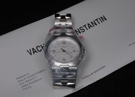 Vacheron Constantin Overseas 47040 (2011) - White dial 42 mm Steel case