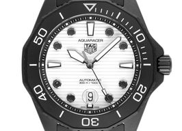 TAG Heuer Aquaracer 300M WBP201D.FT6197 (2024) - Zwart wijzerplaat 43mm Staal
