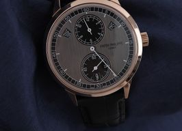 Patek Philippe Annual Calendar 5235/50R-001 (2022) - Zwart wijzerplaat 41mm Roségoud