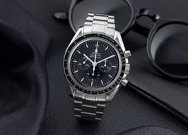 Omega Speedmaster Professional Moonwatch 3570.50.00 (Unknown (random serial)) - Black dial 42 mm Steel case