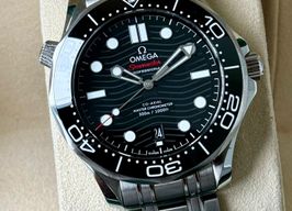 Omega Seamaster Diver 300 M 210.30.42.20.01.001 (2022) - Zwart wijzerplaat 42mm Staal