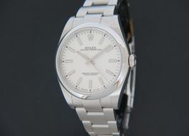 Rolex Oyster Perpetual 39 114300 (2019) - 39mm Staal