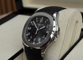 Patek Philippe Aquanaut 5167A-001 (2025) - Black dial 40 mm Steel case