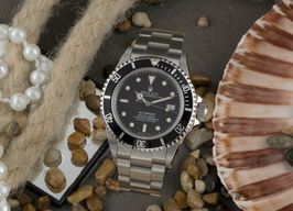 Rolex Sea-Dweller 16660 -