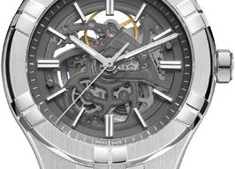 Maurice Lacroix Aikon AI6008-SS002-030-1 -