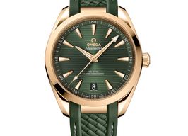 Omega Seamaster Aqua Terra 220.52.41.21.10.001 (2025) - Groen wijzerplaat 41mm Geelgoud