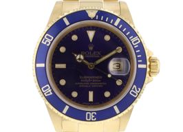Rolex Submariner Date 16618 (1988) - Blue dial 40 mm Yellow Gold case