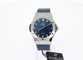 Hublot Classic Fusion Blue 542.NX.7170.RX (2025) - Blue dial 42 mm Titanium case