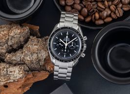 Omega Speedmaster Professional Moonwatch 311.30.42.30.01.005 (2015) - Black dial 42 mm Steel case