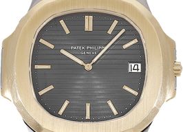Patek Philippe Nautilus 3700/11J-050 (Unknown (random serial)) - Black dial 42 mm Yellow Gold case