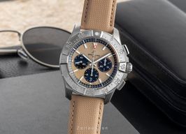 Breitling Avenger AB0147101A1X1 -