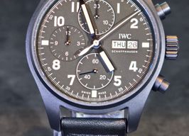 IWC Pilot Chronograph IW387905 (2023) - Zwart wijzerplaat 41mm Keramiek