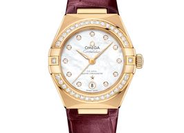 Omega Constellation 131.58.29.20.55.001 (2025) - Pearl dial 29 mm Yellow Gold case