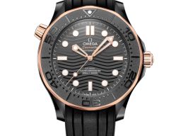 Omega Seamaster Diver 300 M 210.62.44.20.01.001 (2025) - Zwart wijzerplaat 44mm Roségoud