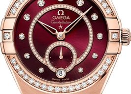 Omega Constellation Petite Seconde 131.58.34.20.61.001 (2026) - Rood wijzerplaat 34mm Roségoud