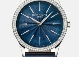 Patek Philippe Calatrava 4997/200G-001 (2024) - Blue dial 35 mm White Gold case