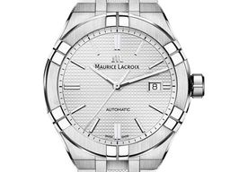 Maurice Lacroix Aikon AI6008-SS000-130-2 (2024) - Zilver wijzerplaat 42mm Staal