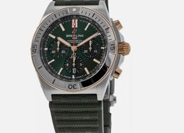 Breitling Chronomat 42 UB0134131L1S1 (2025) - Green dial 43 mm Gold/Steel case