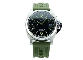 Panerai Luminor GMT Automatic PAM00244 (2013) - Black dial 40 mm Steel case