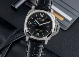 Panerai Luminor Marina 1950 3 Days Automatic PAM01312 (Onbekend (willekeurig serienummer)) - Zwart wijzerplaat 44mm Staal