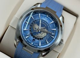 Omega Seamaster Aqua Terra 220.12.43.22.03.002 (2024) - Blauw wijzerplaat 43mm Staal