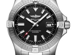 Breitling Avenger A17318101B1A1 -