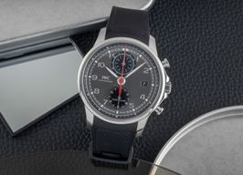 IWC Portuguese Yacht Club Chronograph IW390503 (Onbekend (willekeurig serienummer)) - Grijs wijzerplaat 44mm Staal