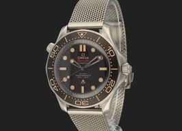 Omega Seamaster Diver 300 M 210.90.42.20.01.001 (2022) - Brown dial 42 mm Titanium case