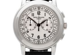 Patek Philippe Chronograph 5070G (2004) - Zilver wijzerplaat 43mm Witgoud