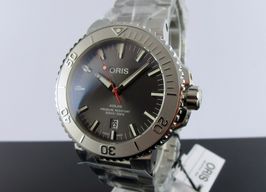 Oris Aquis Date 01 733 7730 4153-07 8 24 05PEB (2024) - Grijs wijzerplaat 44mm Staal