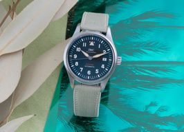 IWC Pilot IW326803 (Onbekend (willekeurig serienummer)) - Zwart wijzerplaat 39mm Staal