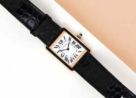 Cartier Tank Solo W5200002 (2020) - Zilver wijzerplaat 31mm Geelgoud